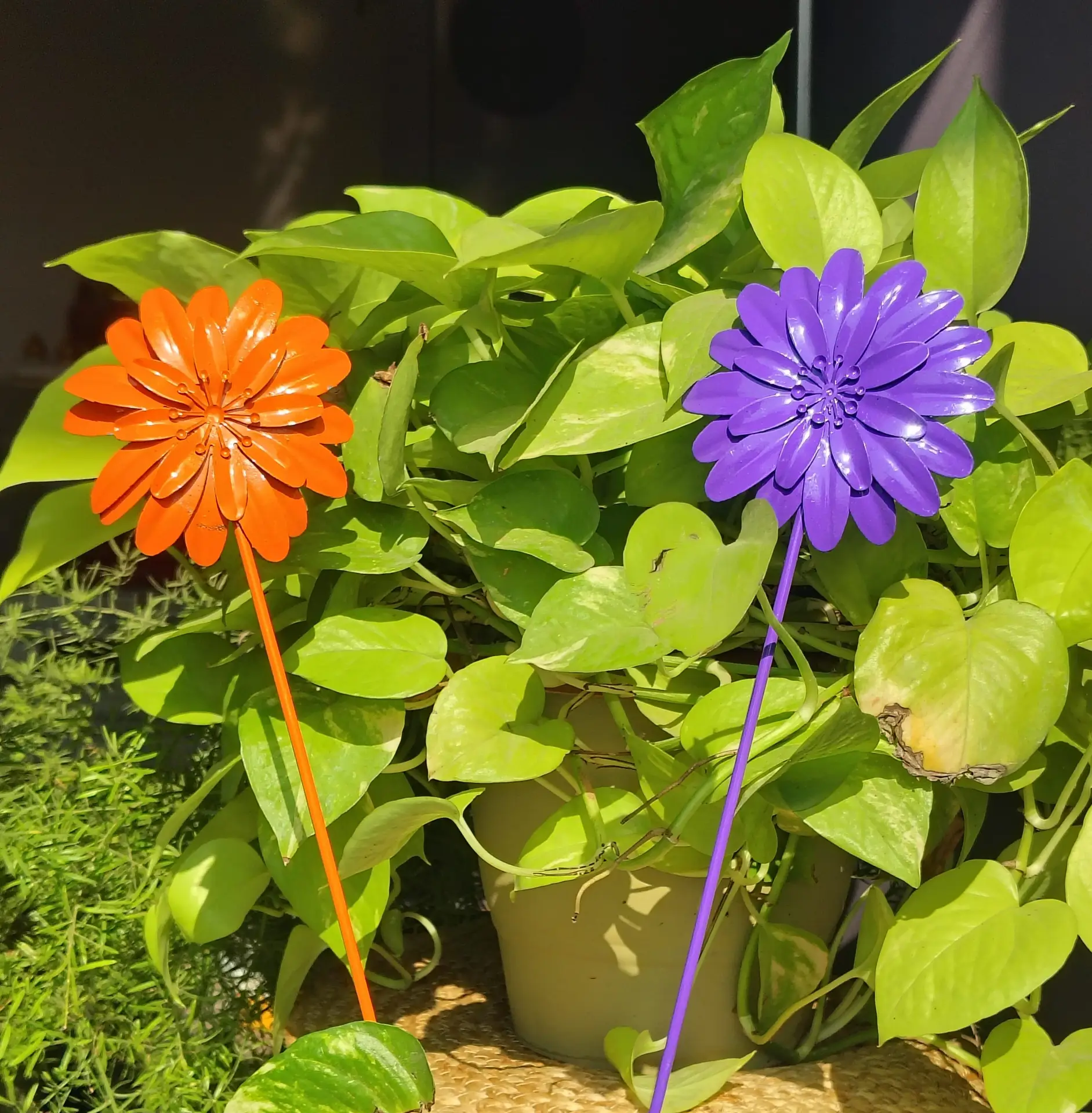 Metal Garden Stick – Flower (Set of 2)